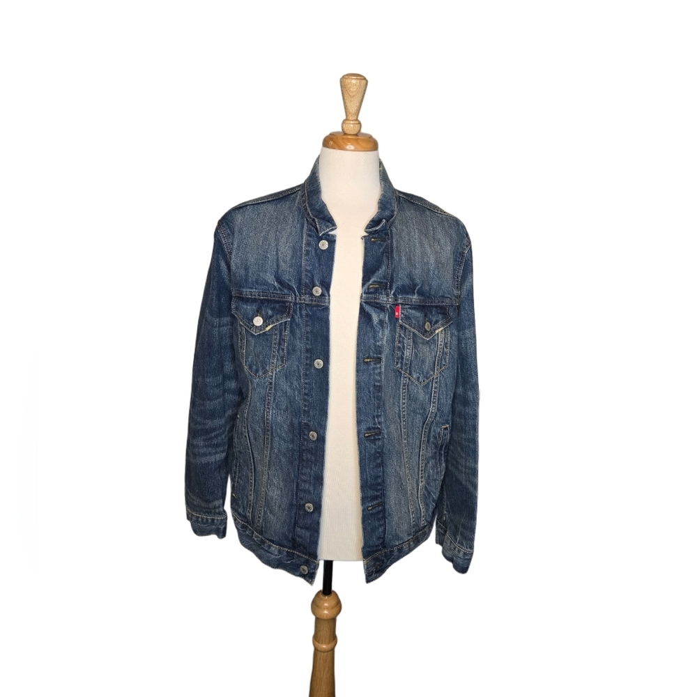 LEVI’S Jean Jacket Western Cowgirl Trucker Steeetwear Distressed Jacket  Size XL